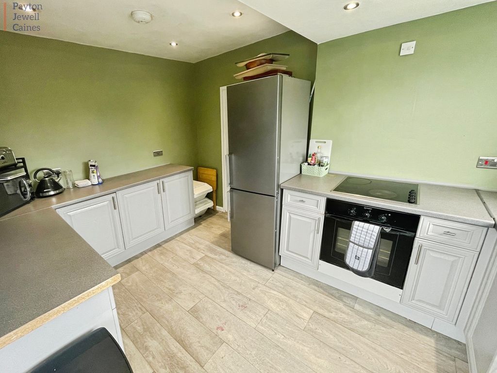 Property photo 3 of 14 Not Specified