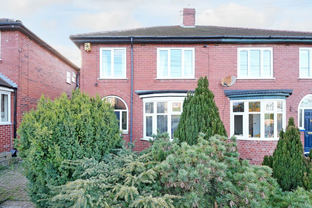 Property photo 2 of 32 Front External