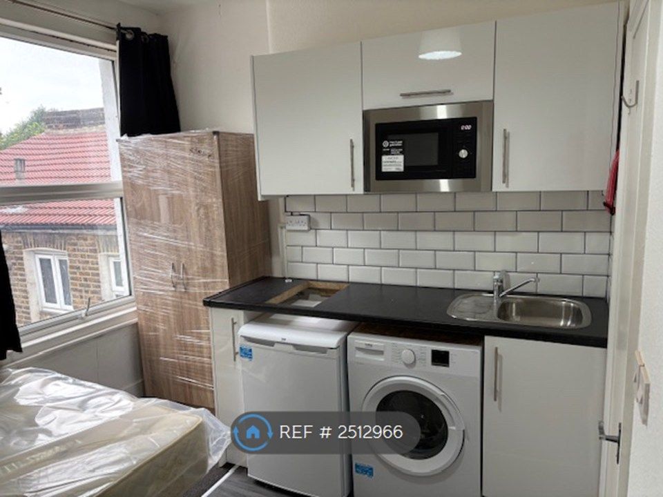Property photo 1 of 3