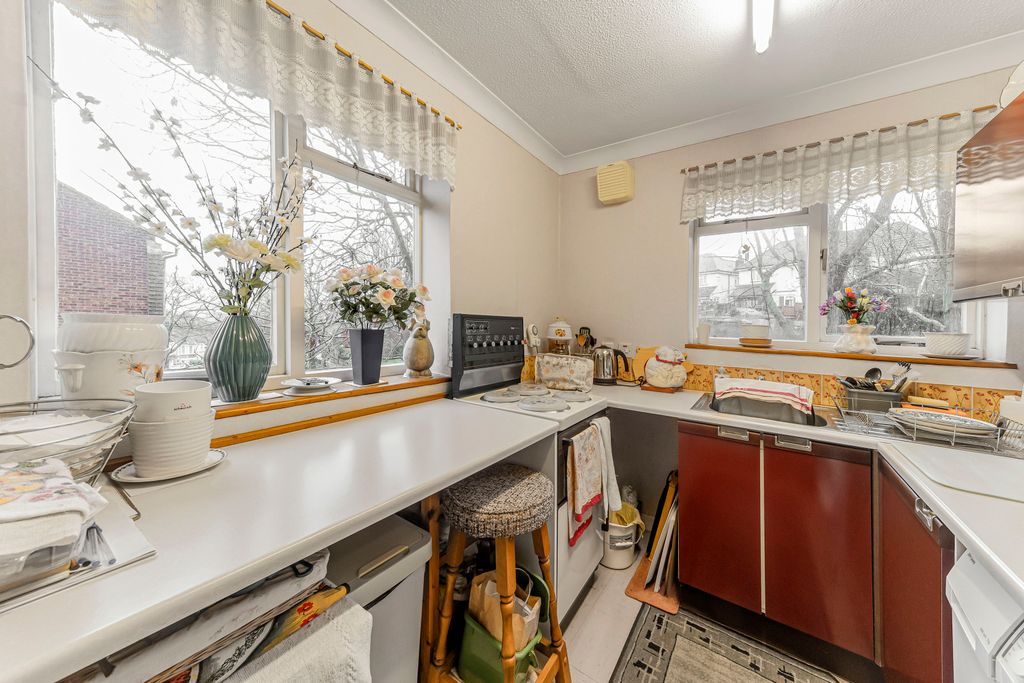 Property photo 3 of 6 Picture No. 07