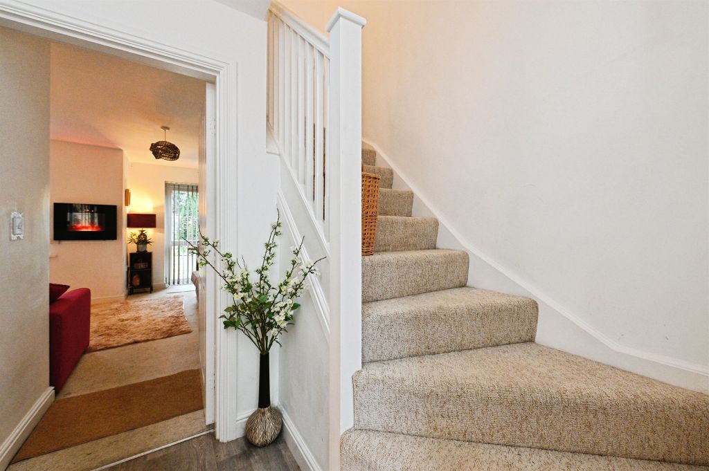 Property photo 2 of 24