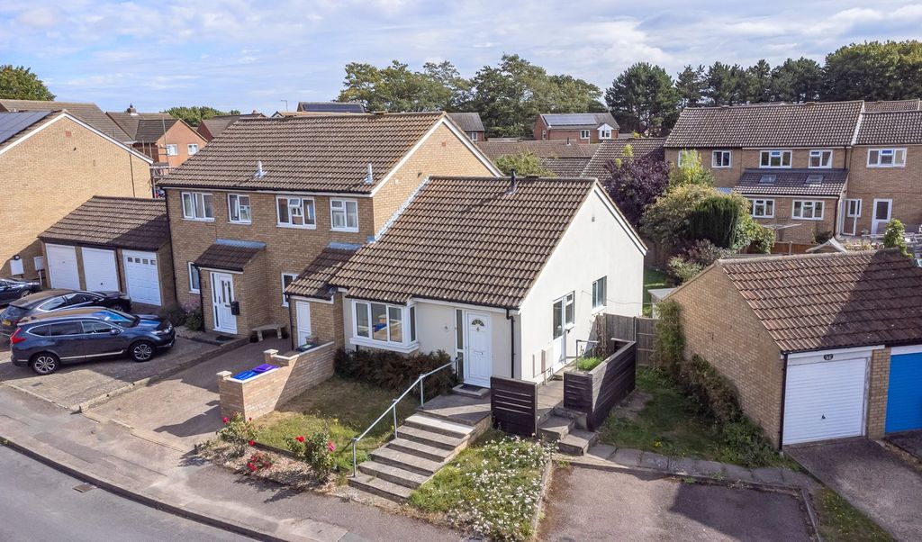 Property photo 1 of 11