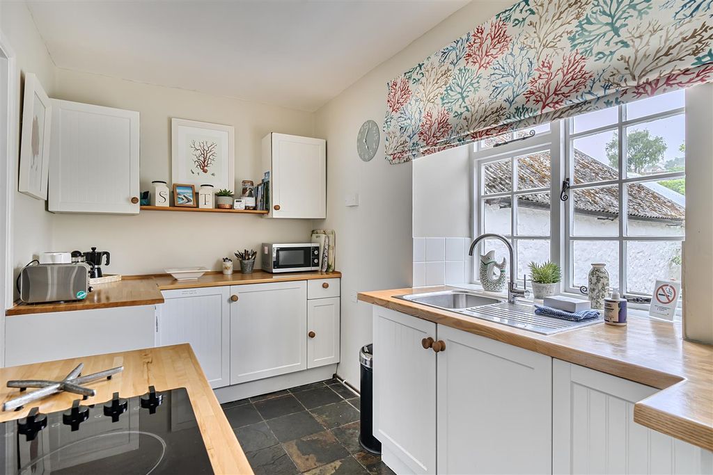 Property photo 3 of 30 1480808-13-6A341A998B20c.Jpg