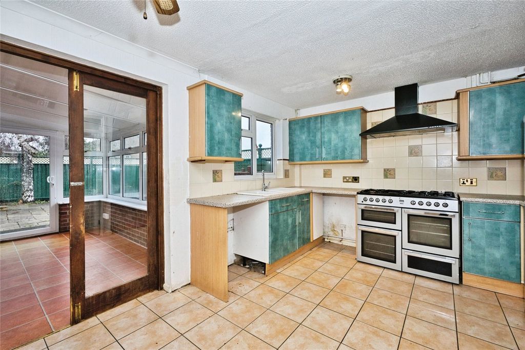 Property photo 2 of 21 Picture No. 33