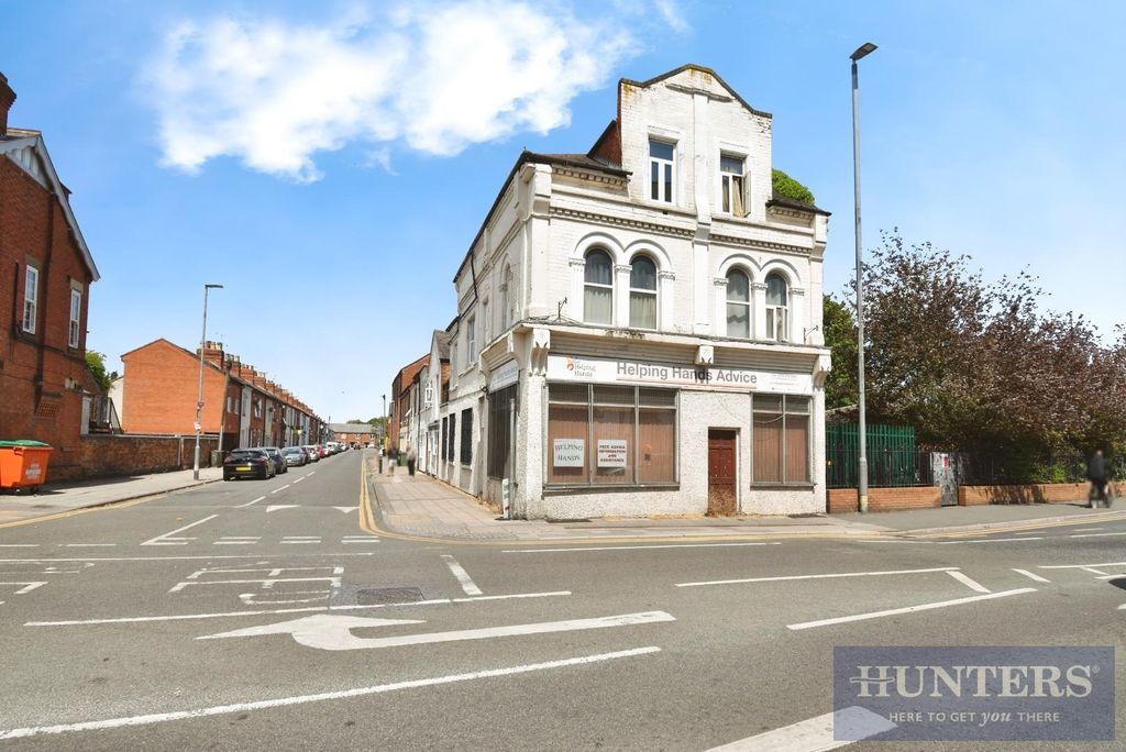 Property photo 1 of 9 Blaby Road