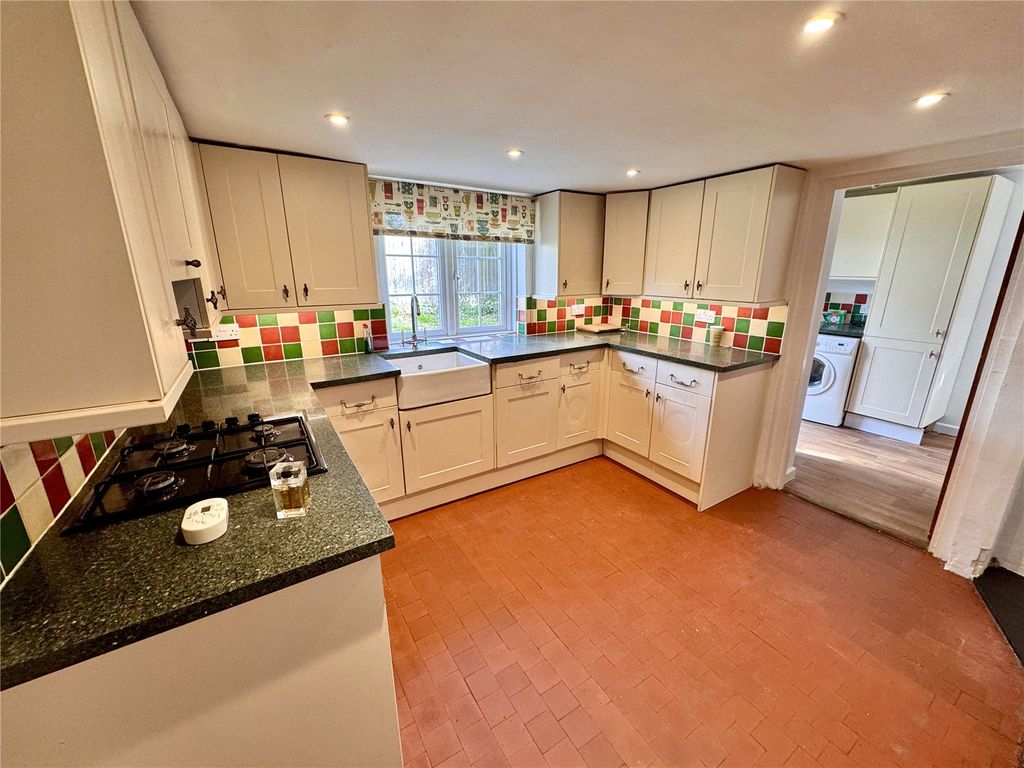 Property photo 3 of 19 Picture No. 27