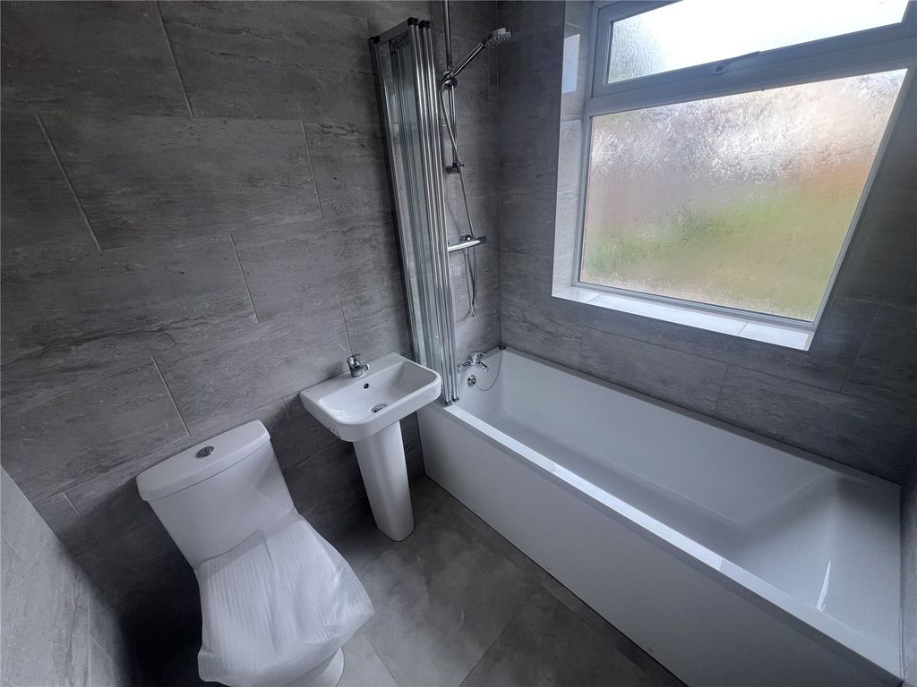 Property photo 3 of 14 Picture No. 25