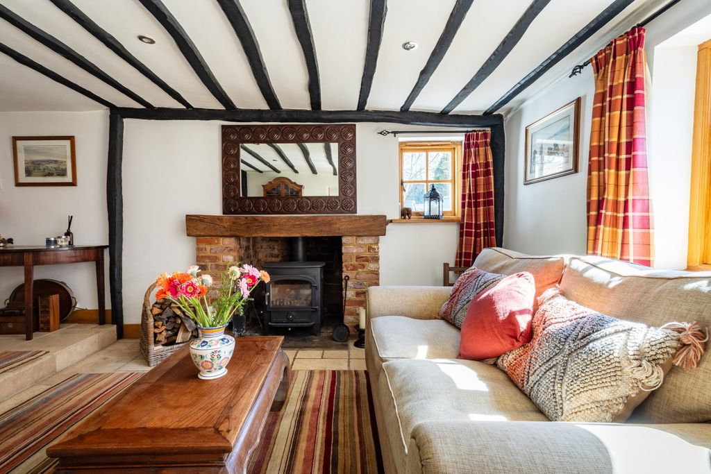 Property photo 2 of 12 Sitting Room