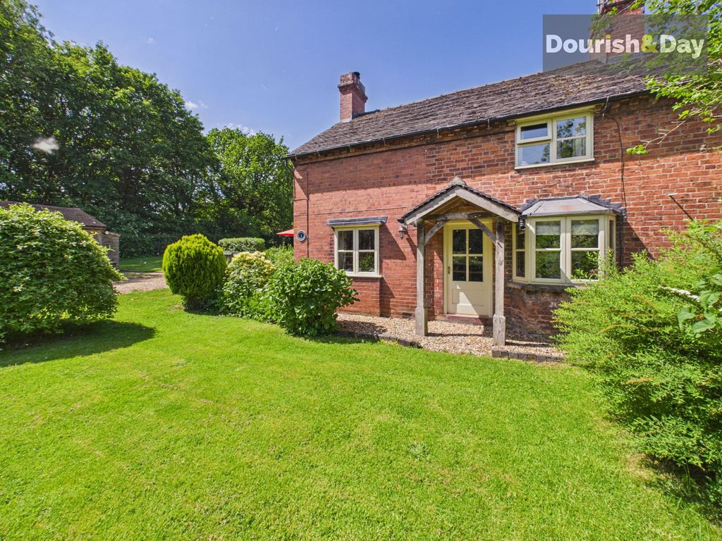 Property photo 3 of 32