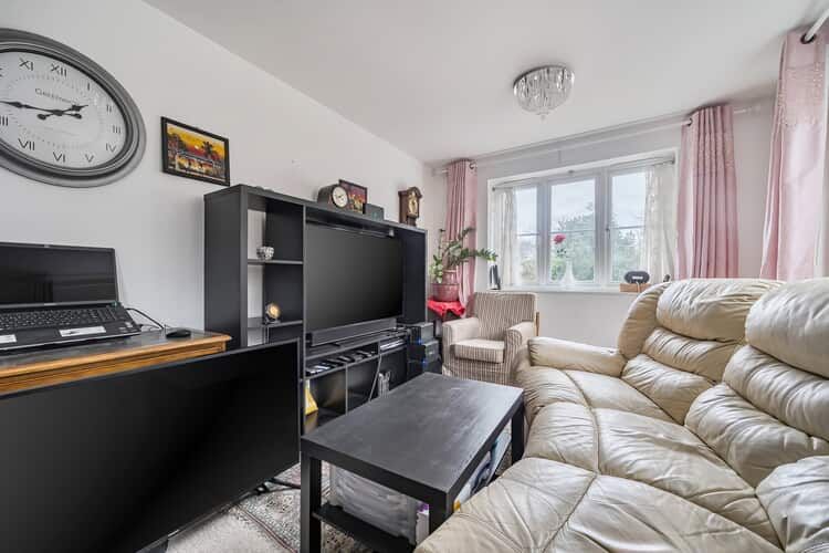 Property photo 3 of 16