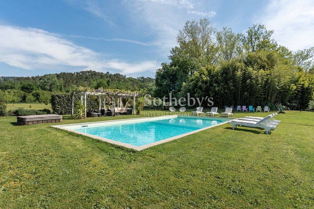 Property photo 3 of 30