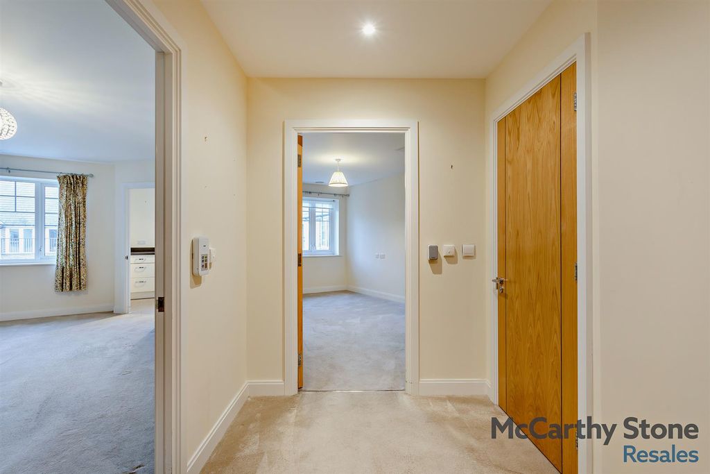 Additional image 17 of 1 bed flat for saleRoslyn Court, Lisle Lane, Ely CB7