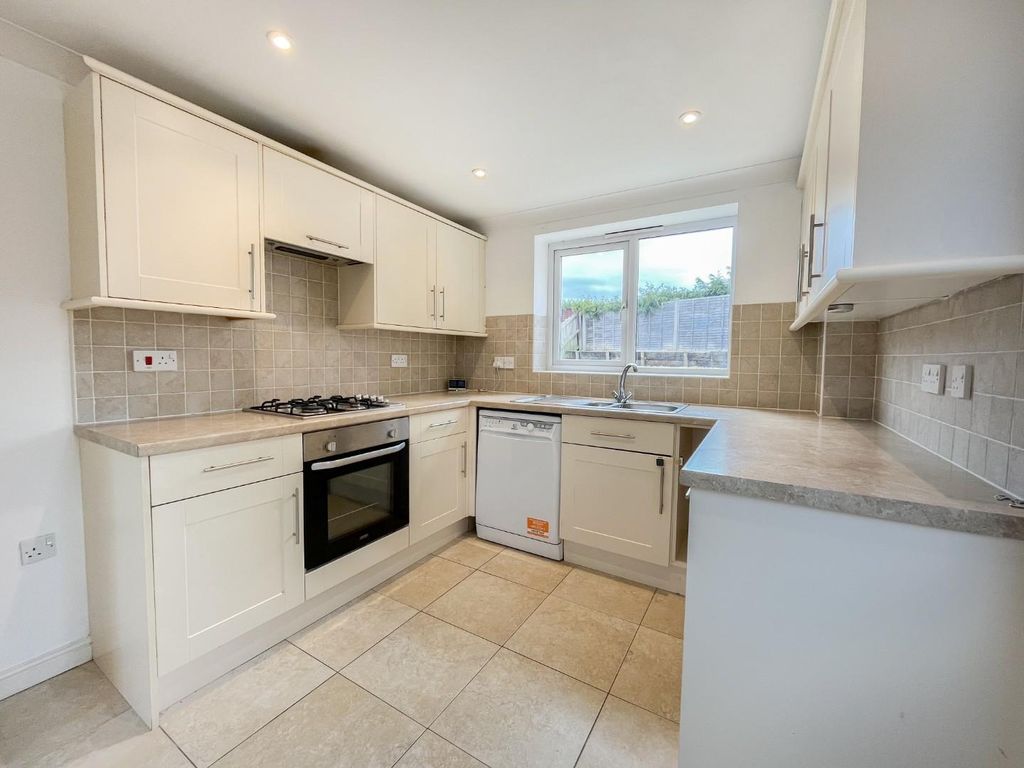 Property photo 3 of 13 Tlc_6c9B9d9E-8d41-4Be0-8d9c-8c679d47Ad0E_2Db272d.J