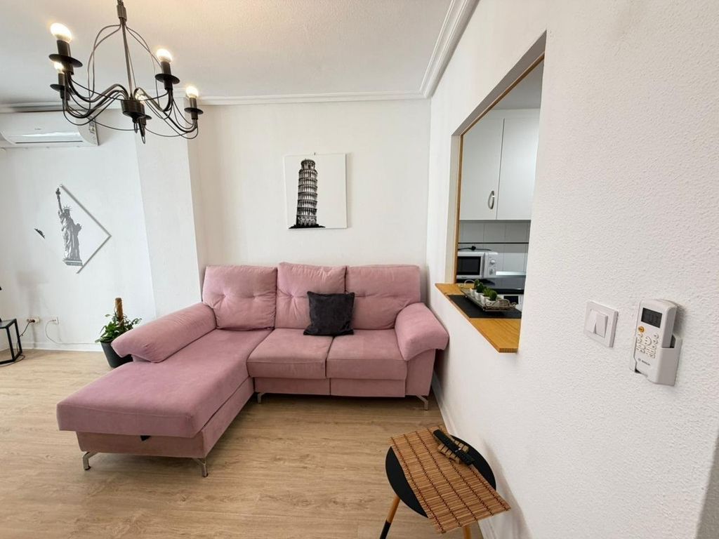 Property photo 2 of 27