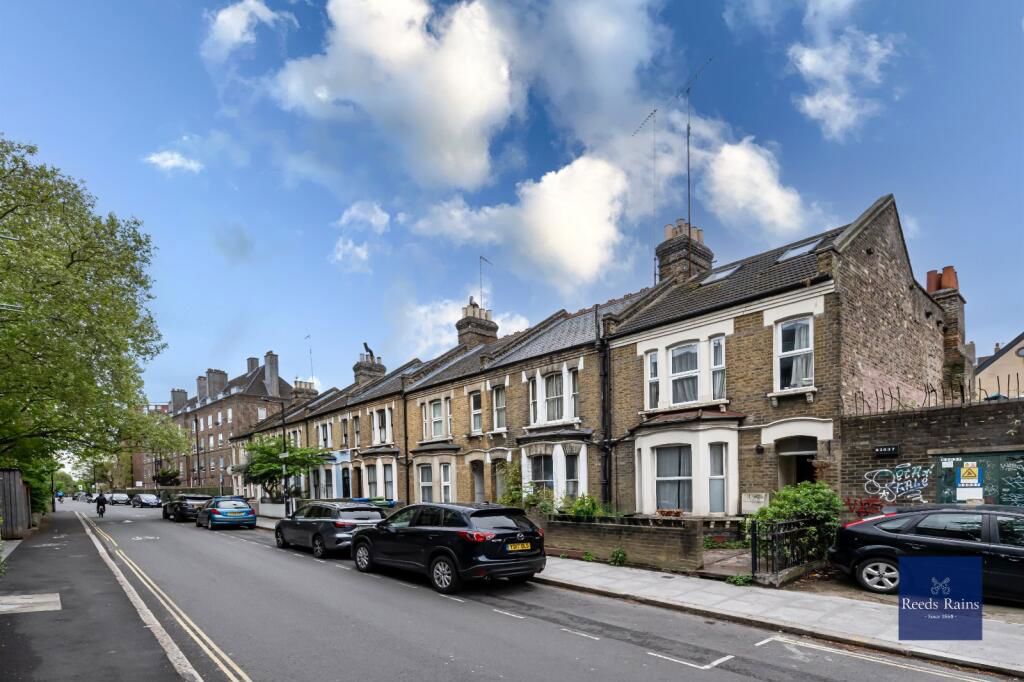 Property photo 1 of 17