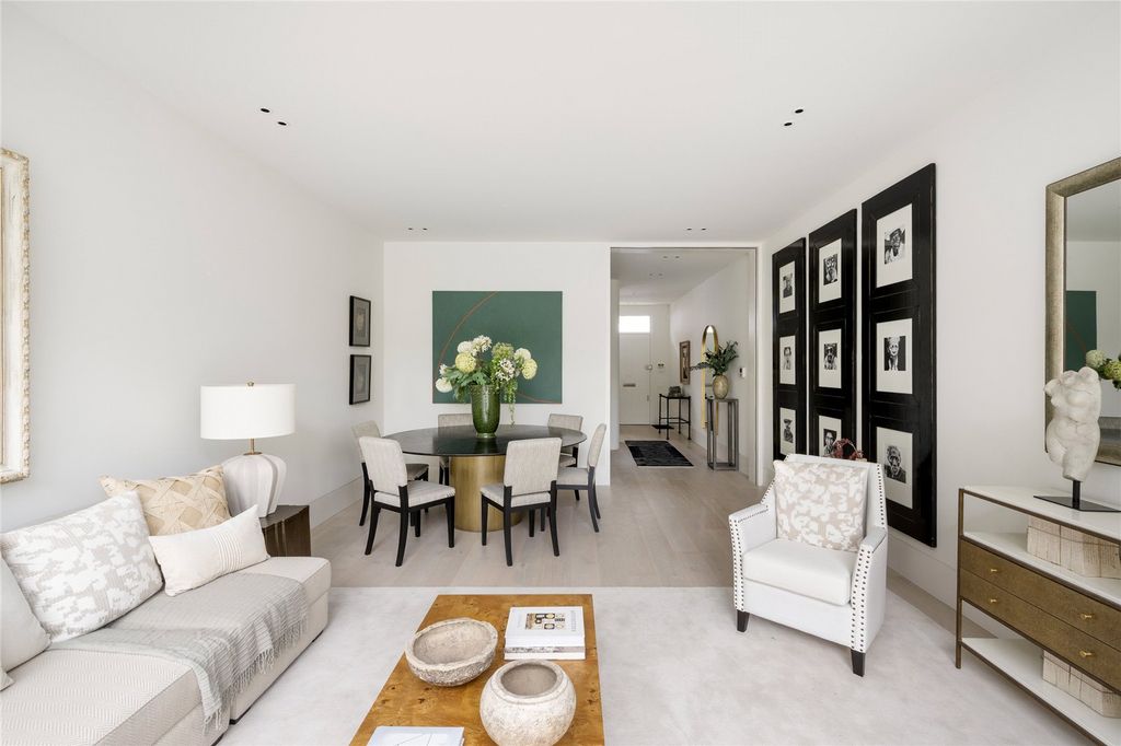 Property photo 3 of 24 Picture No. 06