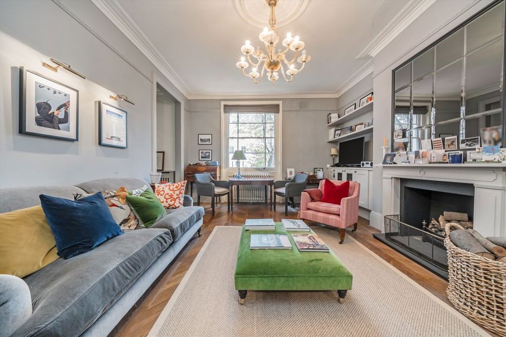 Property photo 2 of 9