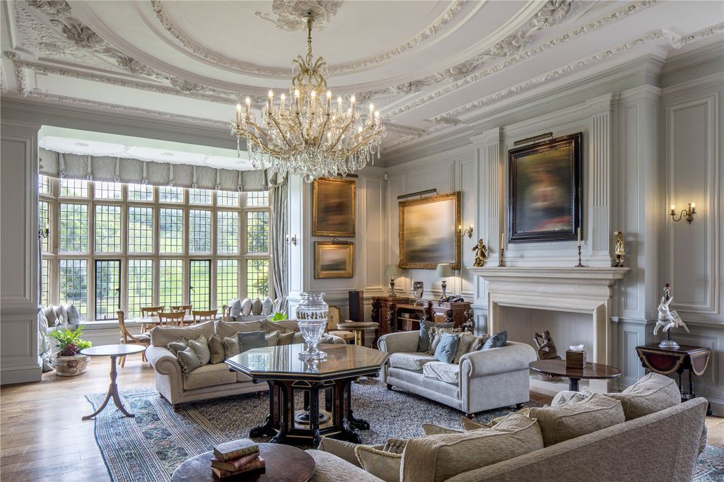 Property photo 2 of 20 Ballroom