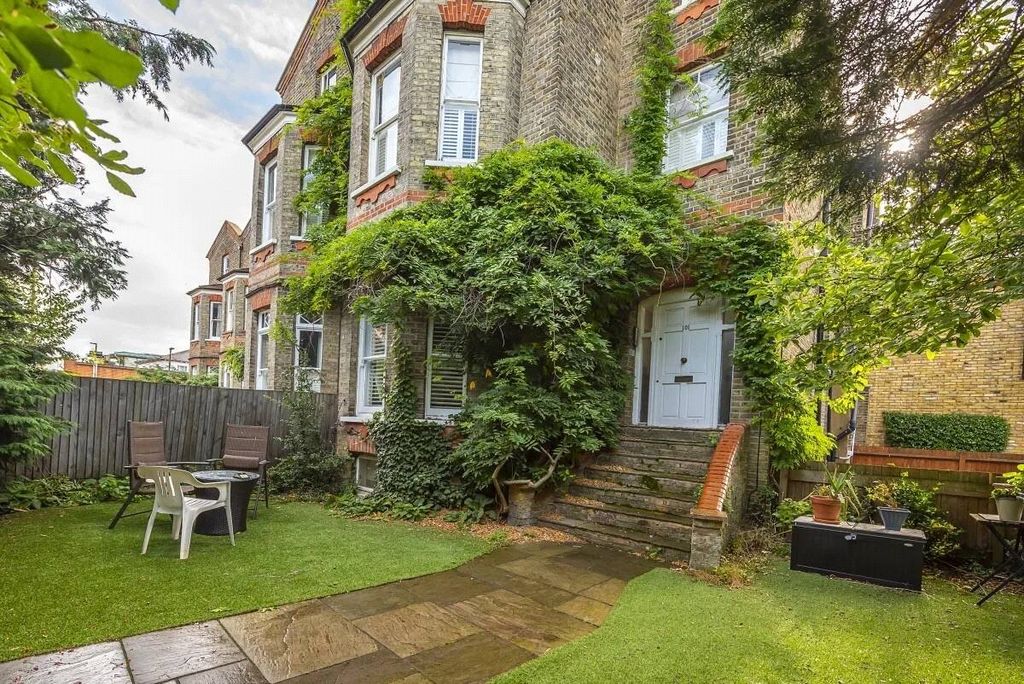 Property photo 1 of 14 Picture No. 23