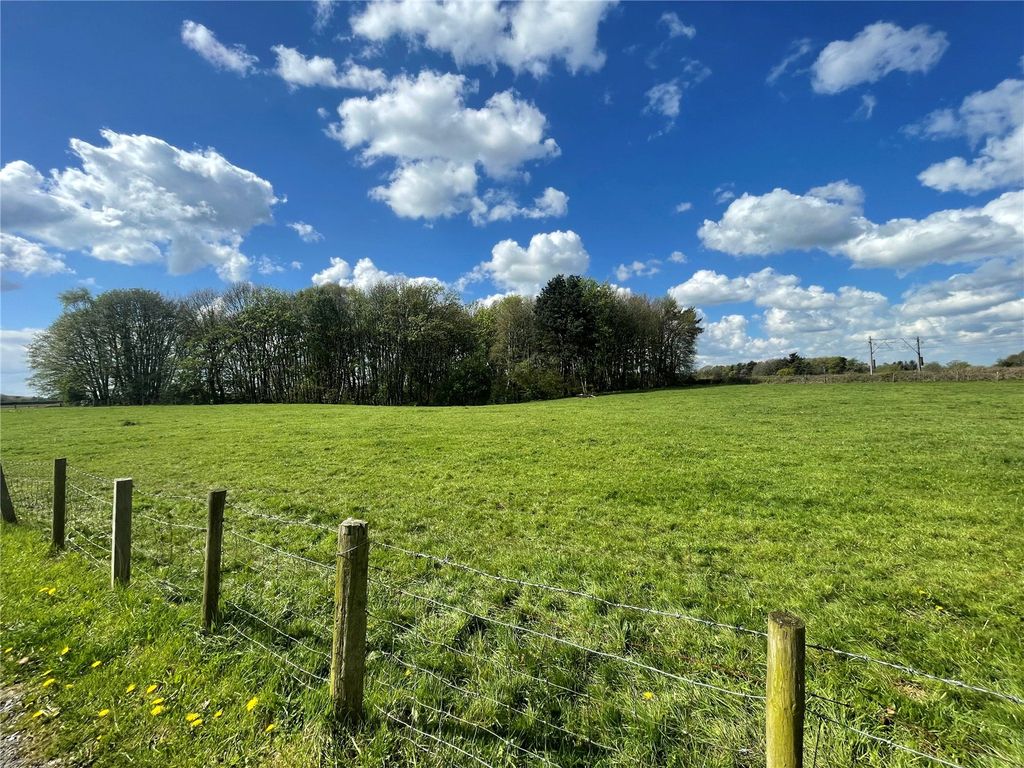 Property photo 2 of 20 Picture No. 09