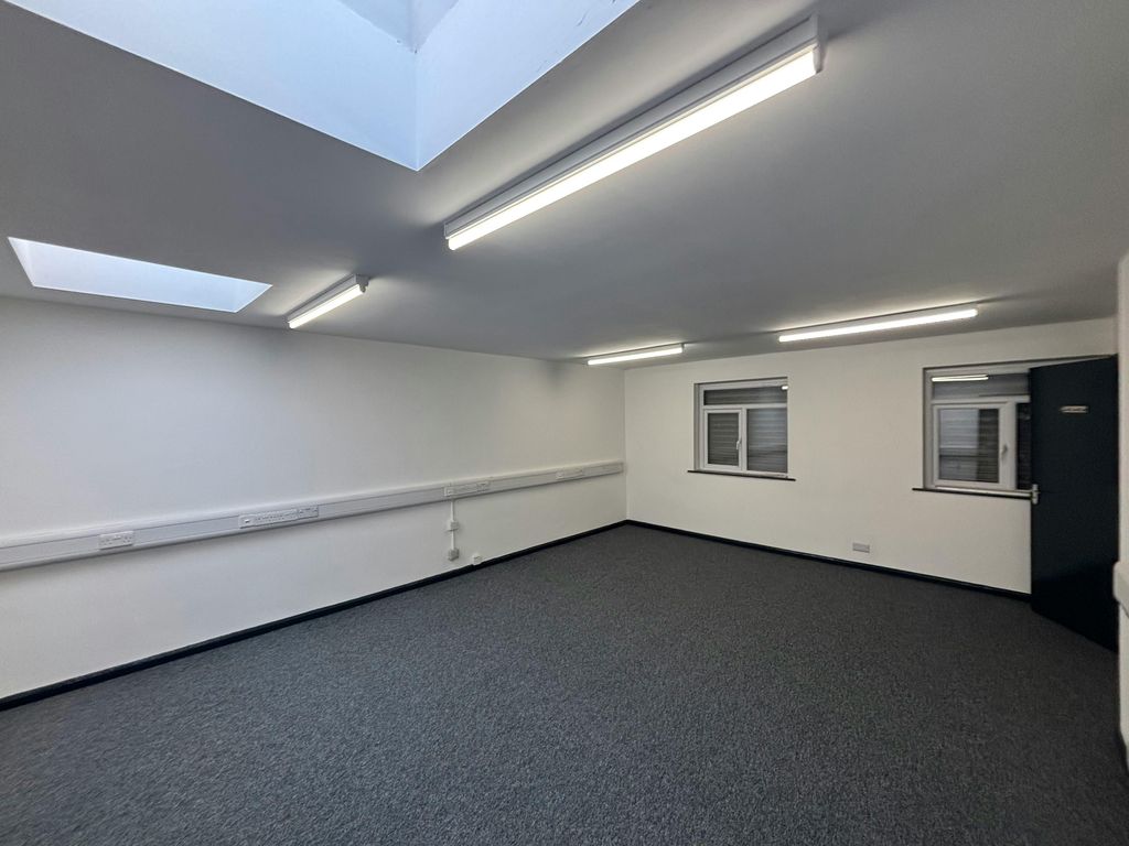 Property photo 3 of 11 Img_6443.Jpeg