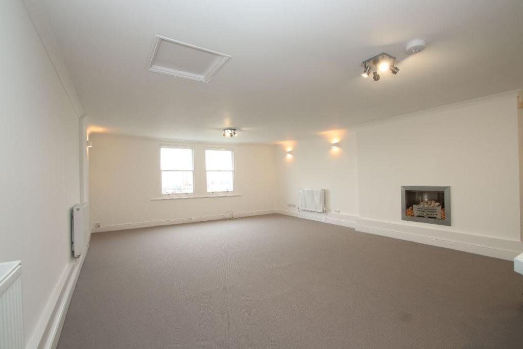 Property photo 2 of 21 Picture 2