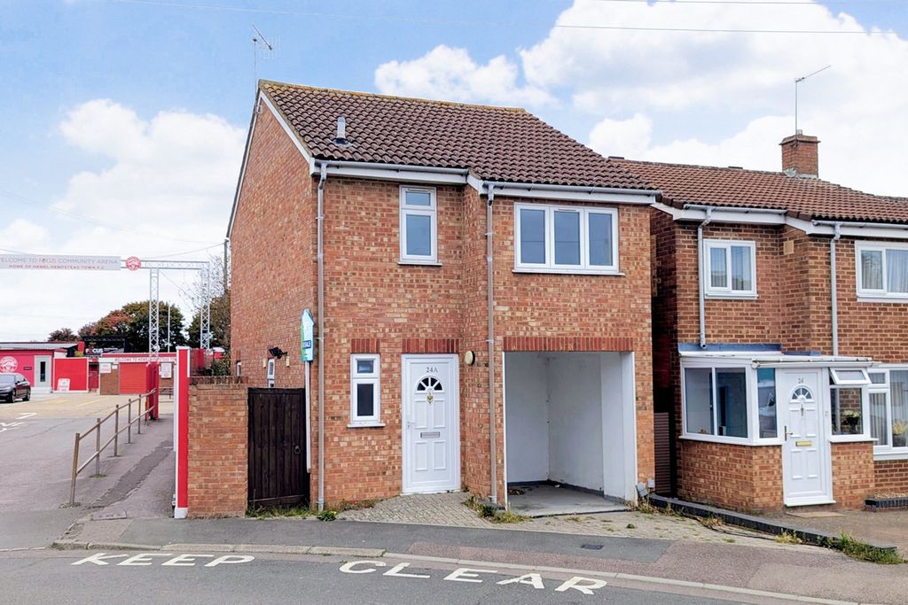 Property photo 1 of 15