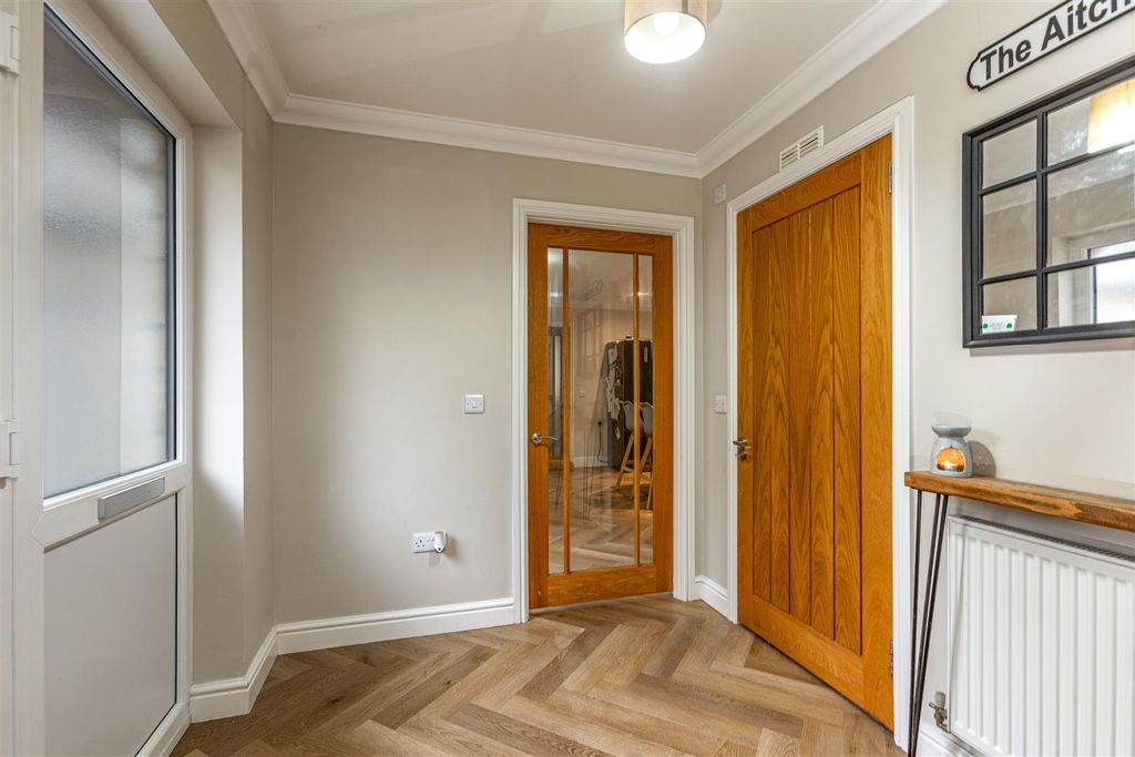 Property photo 3 of 48 Yarrowdene Broadmeadows 12.Jpg