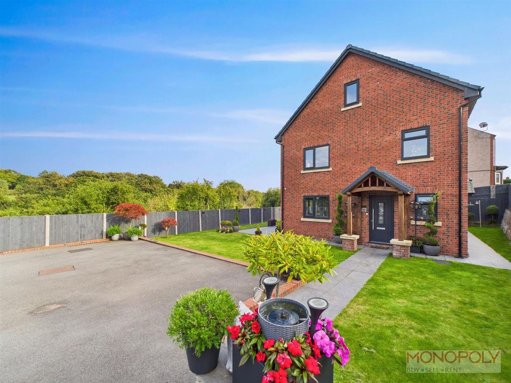 Property photo 1 of 50 Cam03815G0-Pr0351-Still062.Jpg