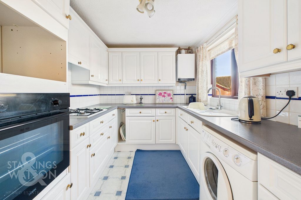 Property photo 3 of 26