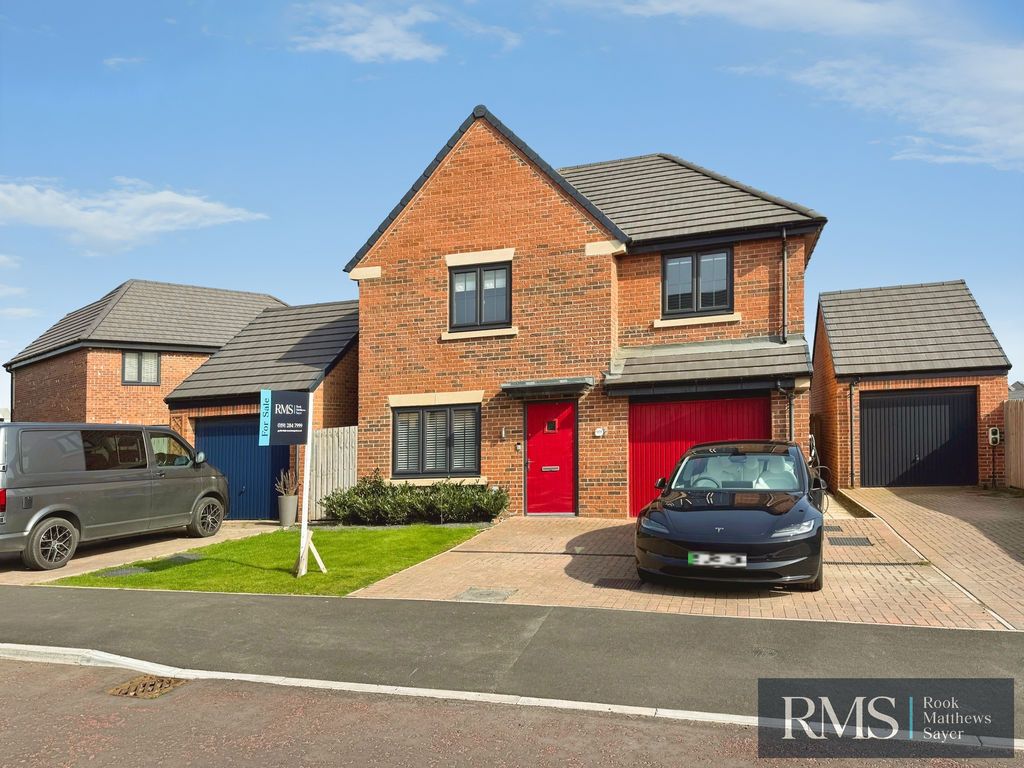 Property photo 1 of 13 Photo 14