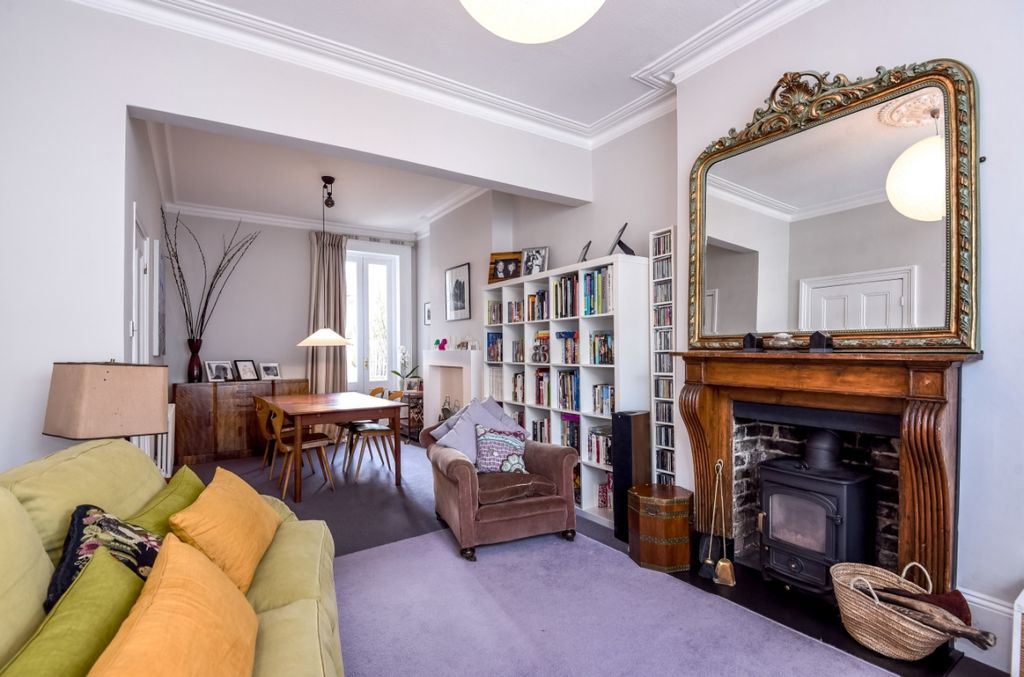 Property photo 1 of 11 Berens Road - Re...