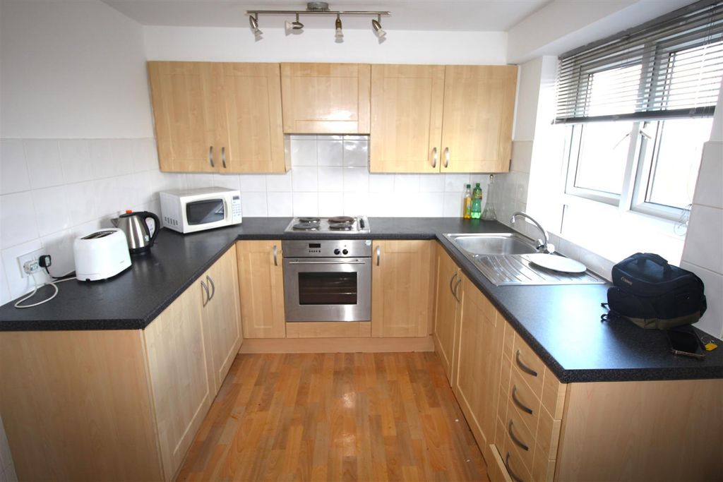 Property photo 2 of 8 Img_9170.Jpg