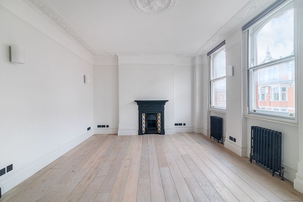 Property photo 1 of 20 Exeter_Mansions_01