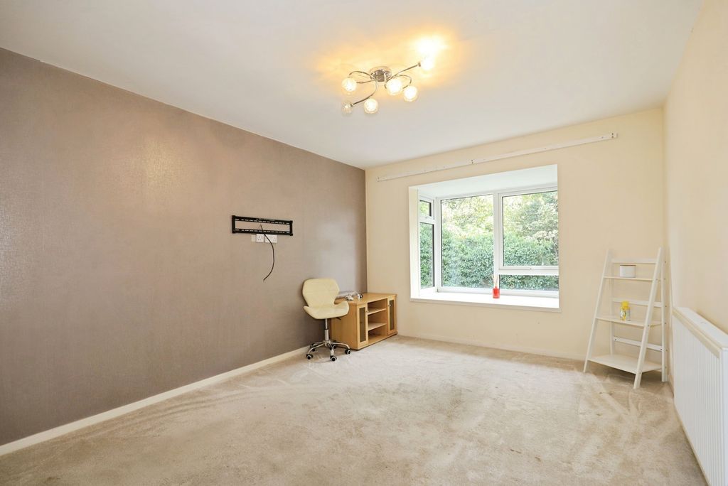 Property photo 3 of 20 Pbox-Img.Jpg