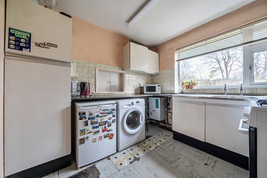 Property photo 2 of 13 Kitchen