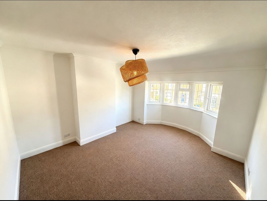Property photo 2 of 8 View