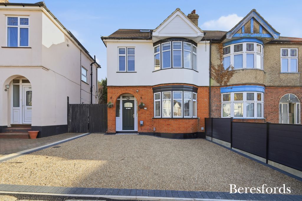 Property photo 1 of 29 Front