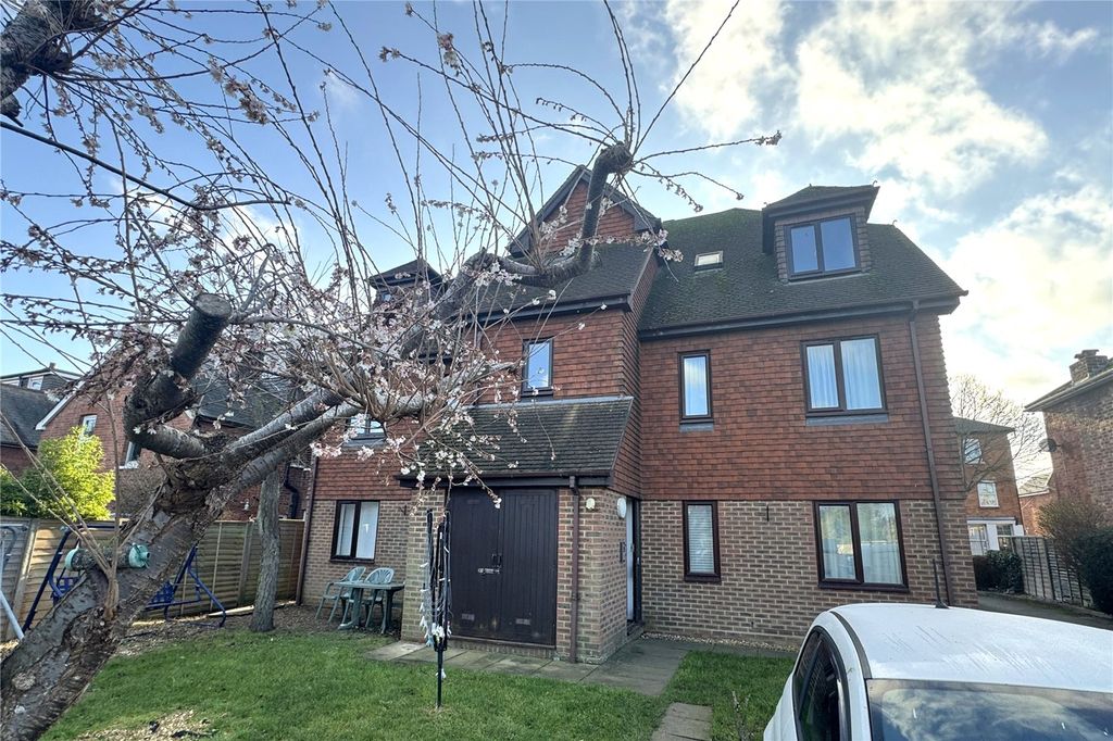 Property photo 1 of 10 Picture No. 01