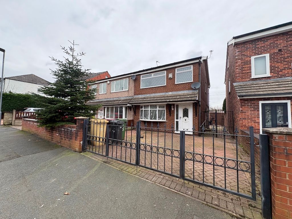 Property photo 1 of 22