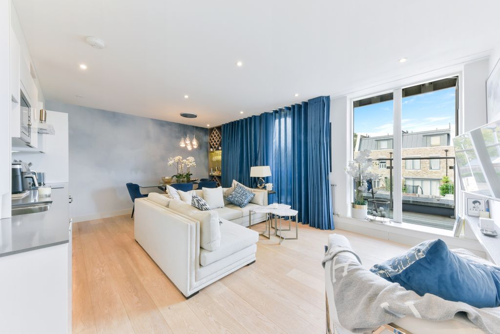 Property photo 2 of 15 Picture No. 14