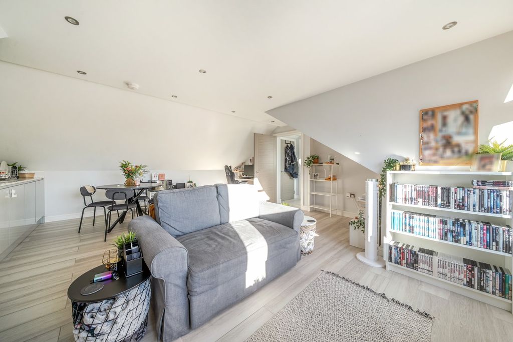 Property photo 3 of 12 Picture No. 07