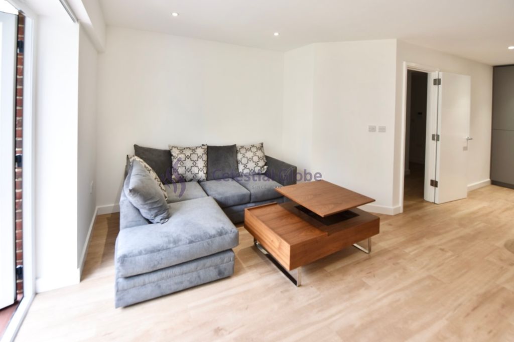 Property photo 3 of 7