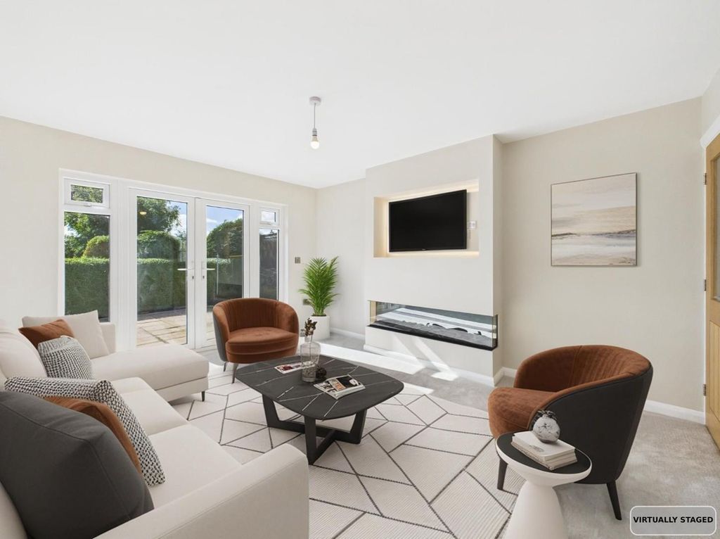 Property photo 3 of 24 3.Jpeg