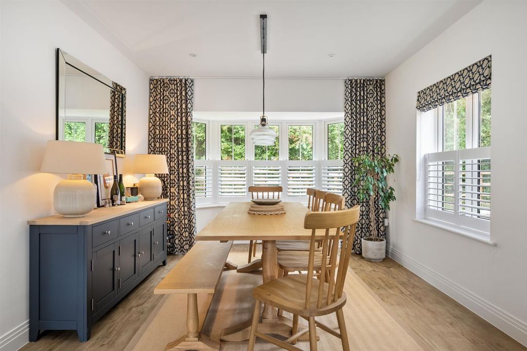 Property photo 3 of 29 Open-Plan Kitchen/Diner