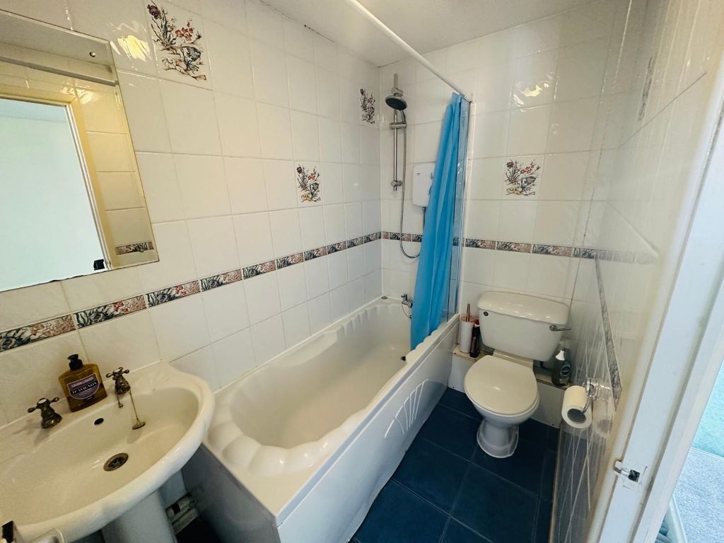 Property photo 2 of 10 Img_5909.Jpg