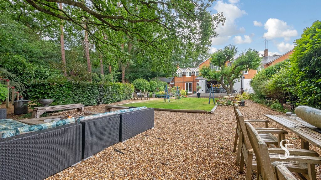 Additional image 36 of 5 bed property for saleOld Wokingham Road, Wokingham RG40