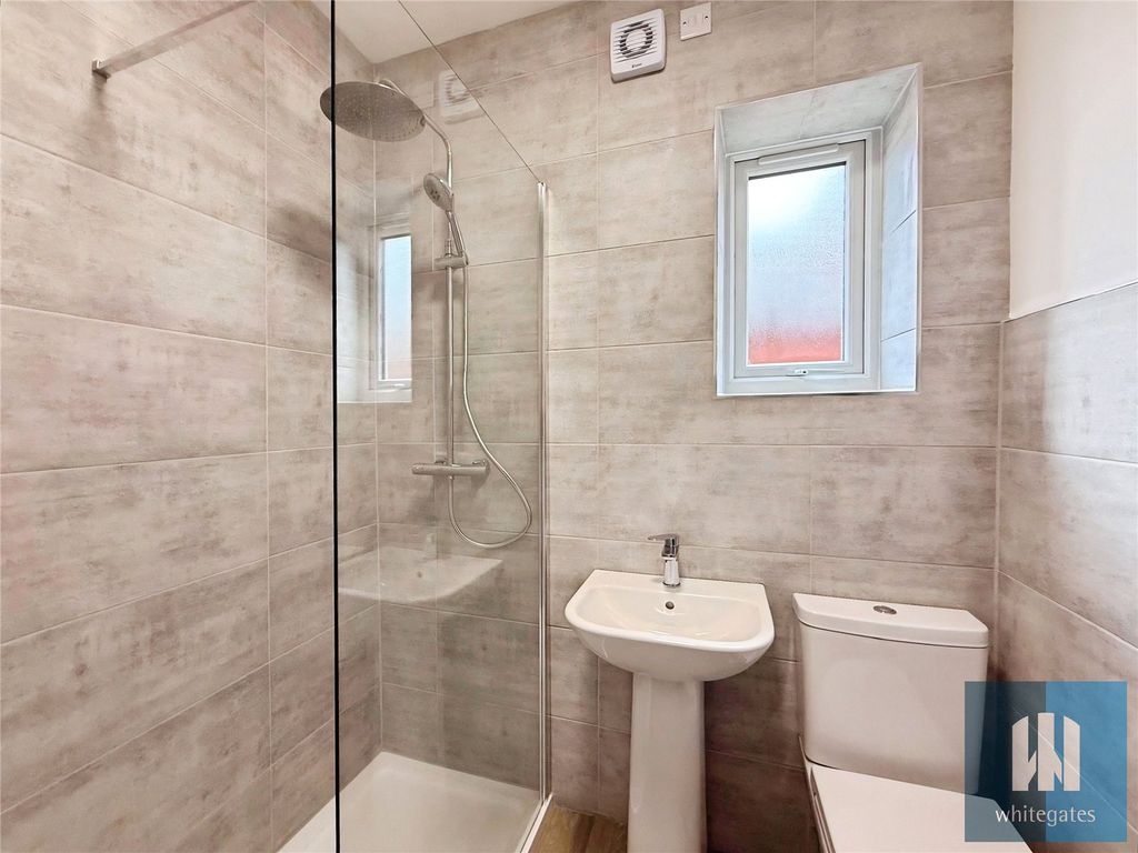 Property photo 3 of 11 Picture No. 06