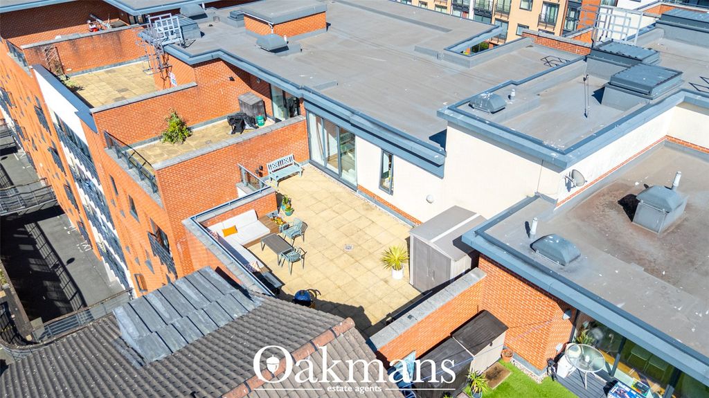 Property photo 1 of 38 Picture No. 02