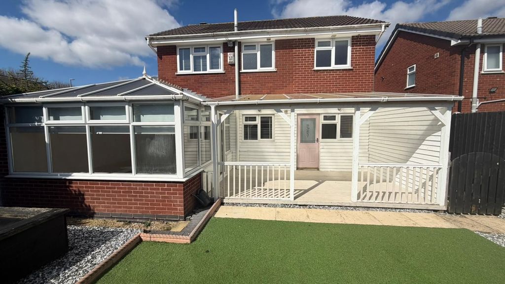 Additional image 13 of 4 bed detached house to rentMillers Vale, Cannock WS12